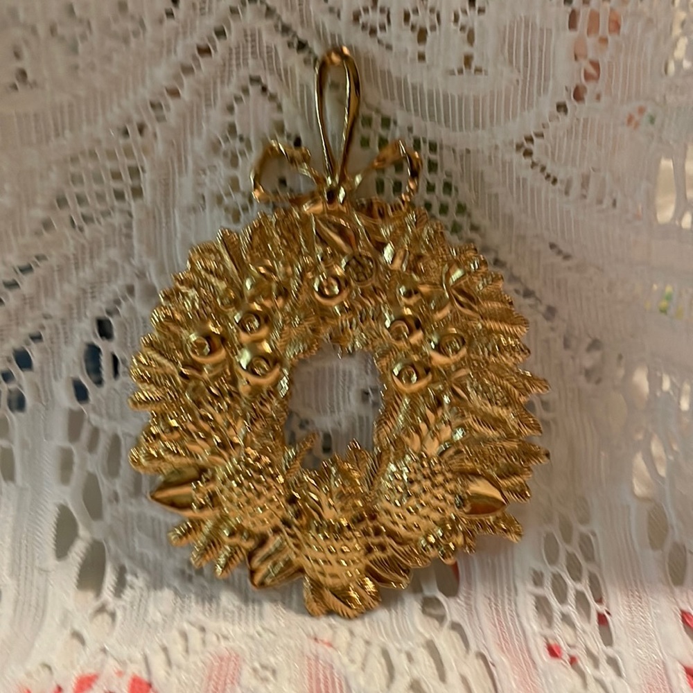 Williamsburg Kirk Stieff Gold Tone Pewter CW 120 Cmas Fruit Ornament!